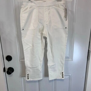 Joan Rivers Capri NWT size Small